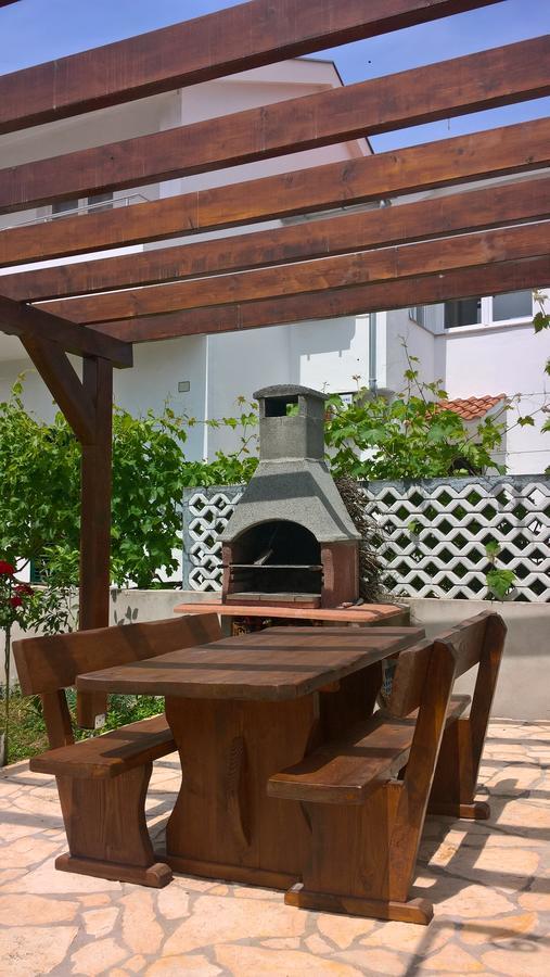 Holiday Home Arbanase ซาดาร์ ภายนอก รูปภาพ